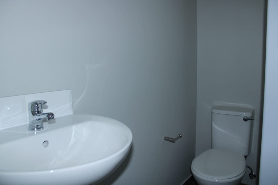 2 Bedroom Property for Sale in Kidds Beach Eastern Cape